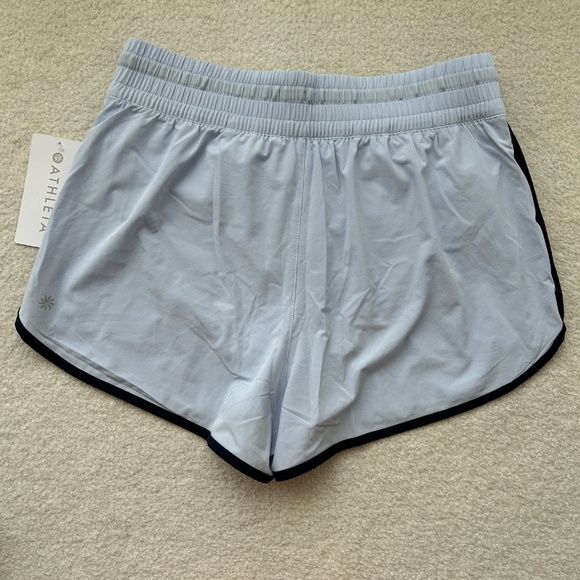 NEW Athleta Weekender Stripe Run Short - Picture 3 of 4